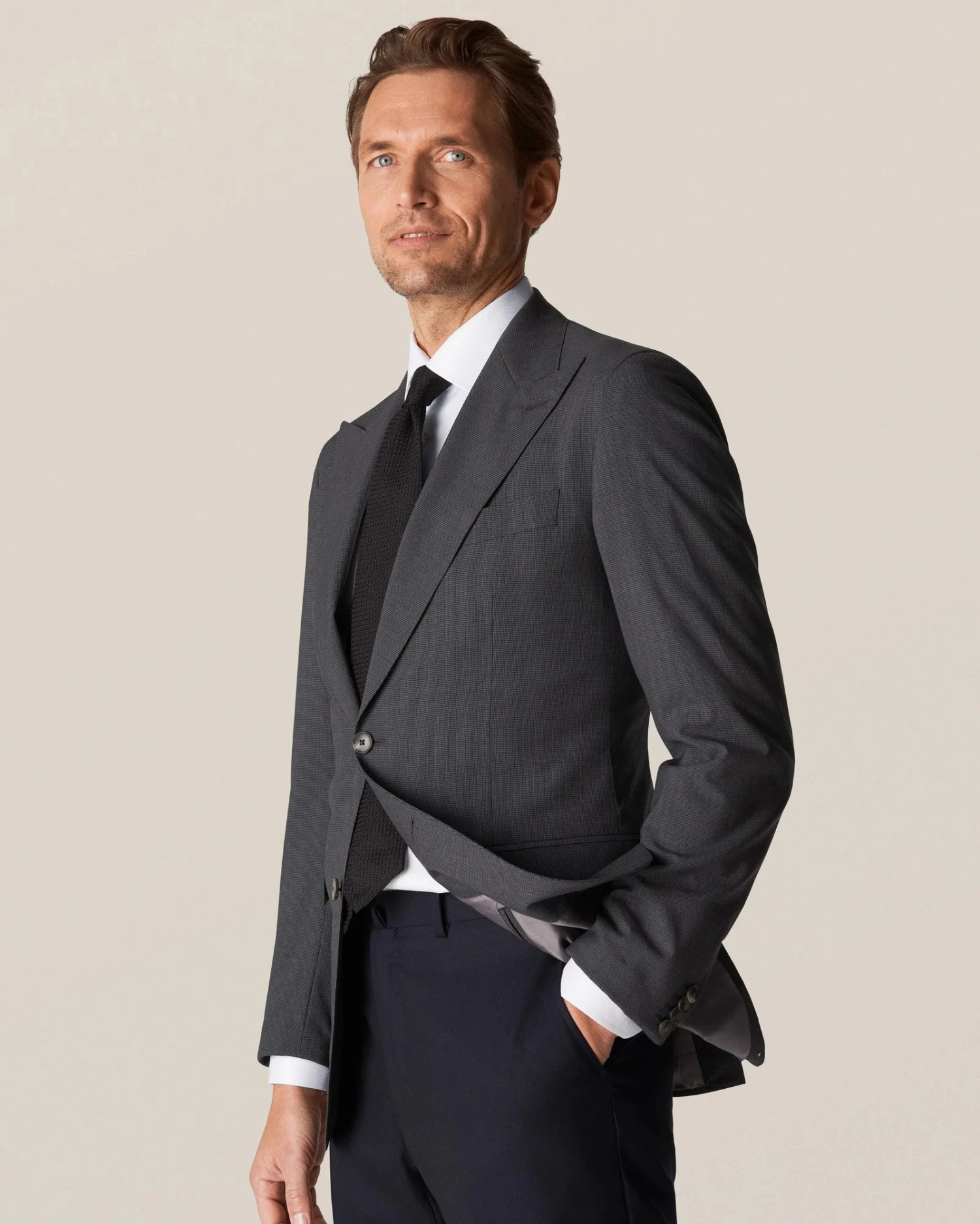 White Textured Twill Contemporary Fit Dress Shirt - ETON 5 White Textured Twill Contemporary Fit Dress Shirt - ETON - Image 3