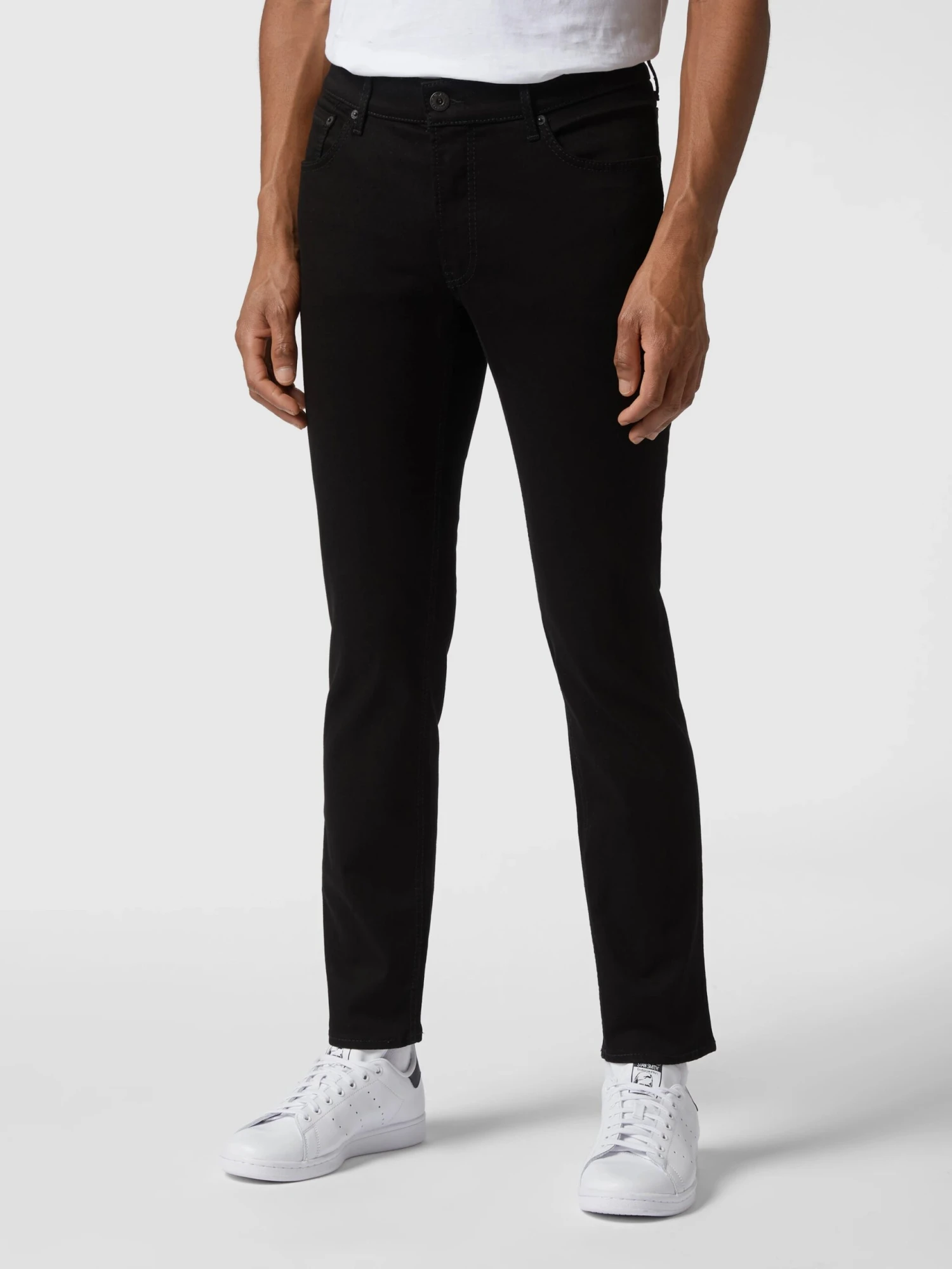 Black Chuck Hi-FLEX Jeans - Brax 3 Black Chuck Hi-FLEX Jeans - Brax