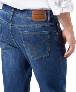 Brax - Regular Used Blue Masterpiece Cooper Jeans 16 Brax - Regular Used Blue Masterpiece Cooper Jeans -ETON Store 803000 7964420 26 6 6 f8f610c2 ab08 4d9a 9bf3 b907aef3f674