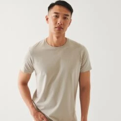 Aluminum Mélange Pima Cotton Stretch Iconic T-Shirt - Patrick Assaraf 17 Aluminum Mélange Pima Cotton Stretch Iconic T-Shirt - Patrick Assaraf -ETON Store 99A08CB 040 4608 1200x eea8c90b afdf 4675 a259 03f9760907fc