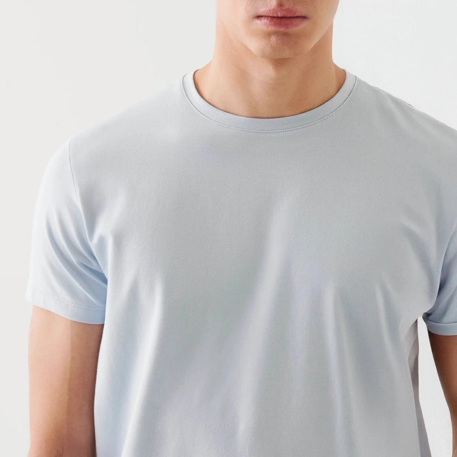 Blue Ice Pima Cotton Stretch Iconic T-Shirt - Patrick Assaraf 6 Blue Ice Pima Cotton Stretch Iconic T-Shirt - Patrick Assaraf - Image 4