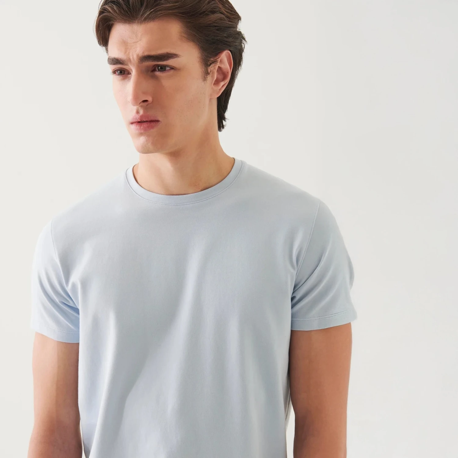 Blue Ice Pima Cotton Stretch Iconic T-Shirt - Patrick Assaraf 7 Blue Ice Pima Cotton Stretch Iconic T-Shirt - Patrick Assaraf - Image 5