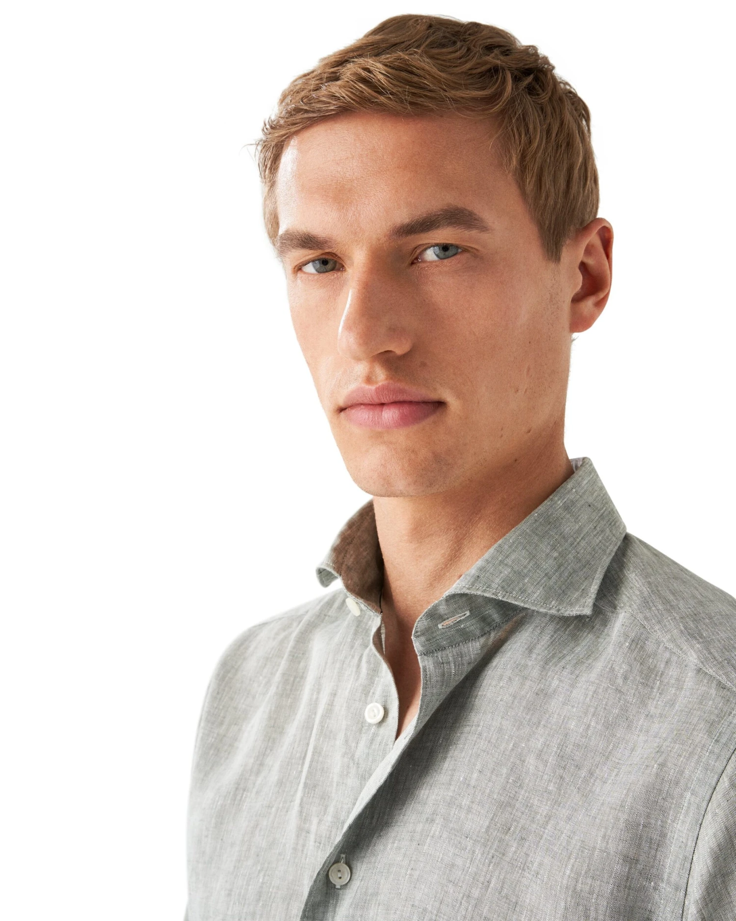 Mid Green Solid Linen Contemporary Fit Shirt - ETON 6 Mid Green Solid Linen Contemporary Fit Shirt - ETON - Image 4