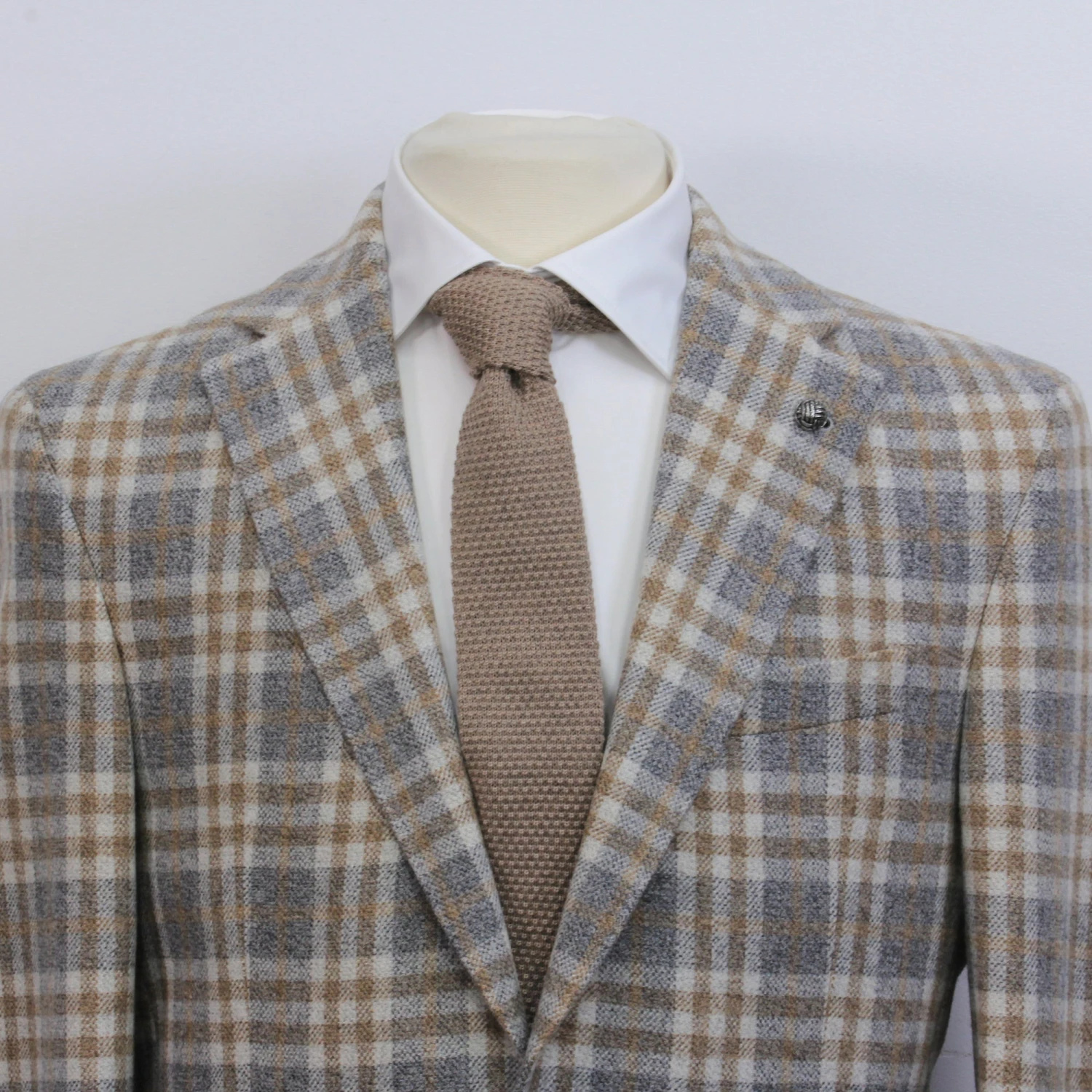 Gray & Camel Check Drago Wool-Cashmere McAllen Contemporary Fit Sport Jacket 4 Gray & Camel Check Drago Wool-Cashmere McAllen Contemporary Fit Sport Jacket - Image 2