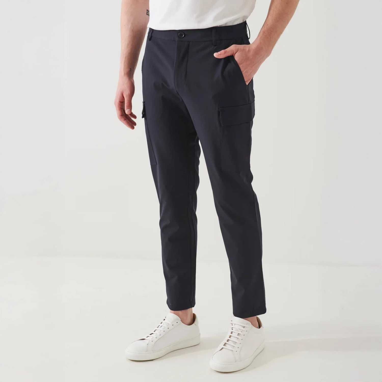 Dark Navy Travel Nucleo Stretch Cargo Pant - PATRICK ASSARAF 5 Dark Navy Travel Nucleo Stretch Cargo Pant - PATRICK ASSARAF - Image 3
