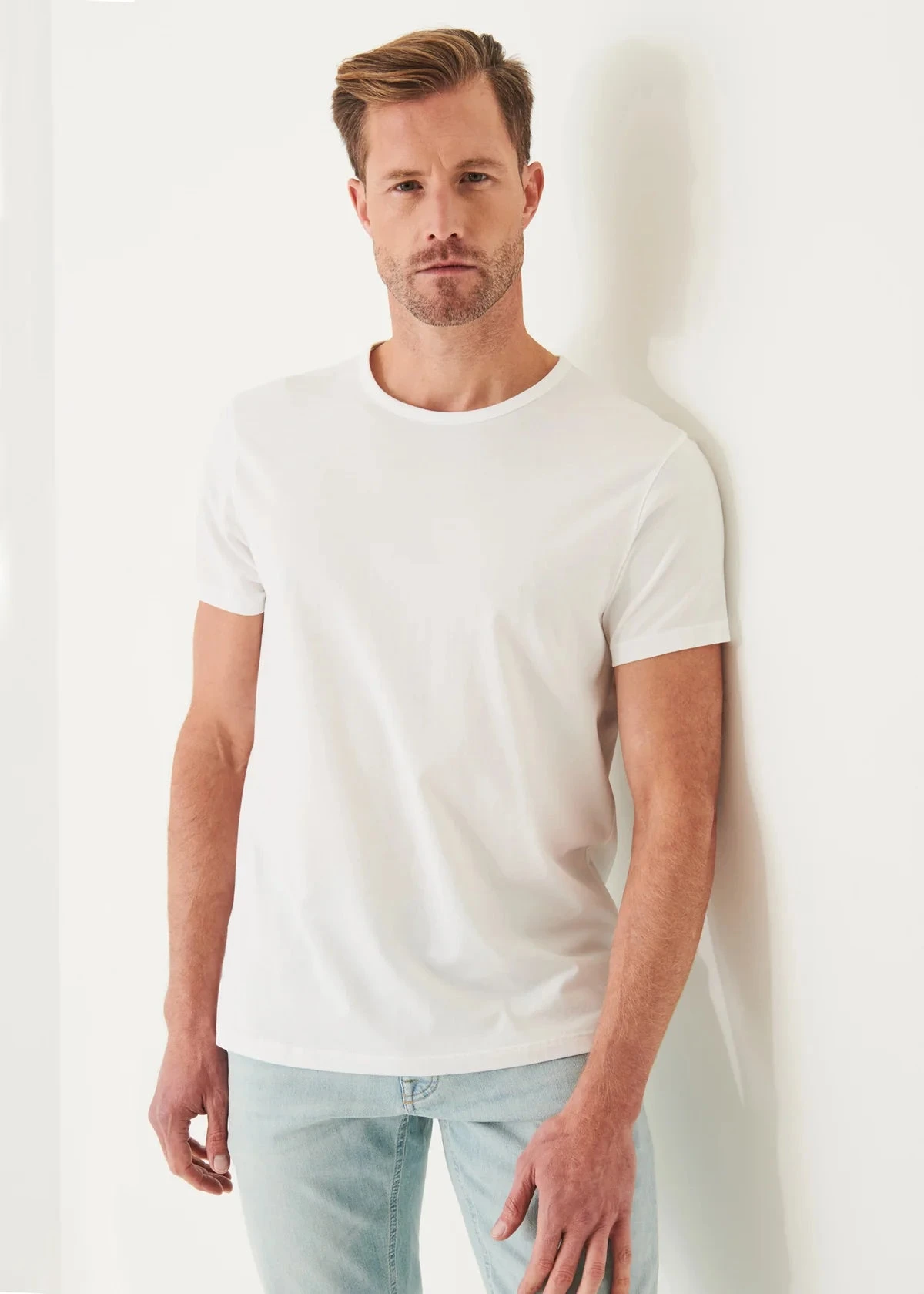 White Mercerized Pima Cotton Short Sleeve Crew Neck T-Shirt - Patrick Assaraf 3 White Mercerized Pima Cotton Short Sleeve Crew Neck T-Shirt - Patrick Assaraf