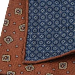 Rust & Blue Geometric Motif Reversible Silk Hankie - Paolo Albizzati 7 Rust & Blue Geometric Motif Reversible Silk Hankie - Paolo Albizzati -ETON Store PAOLO ALBIZZATI BOUTIQUE JACQUES PS609N 4 3