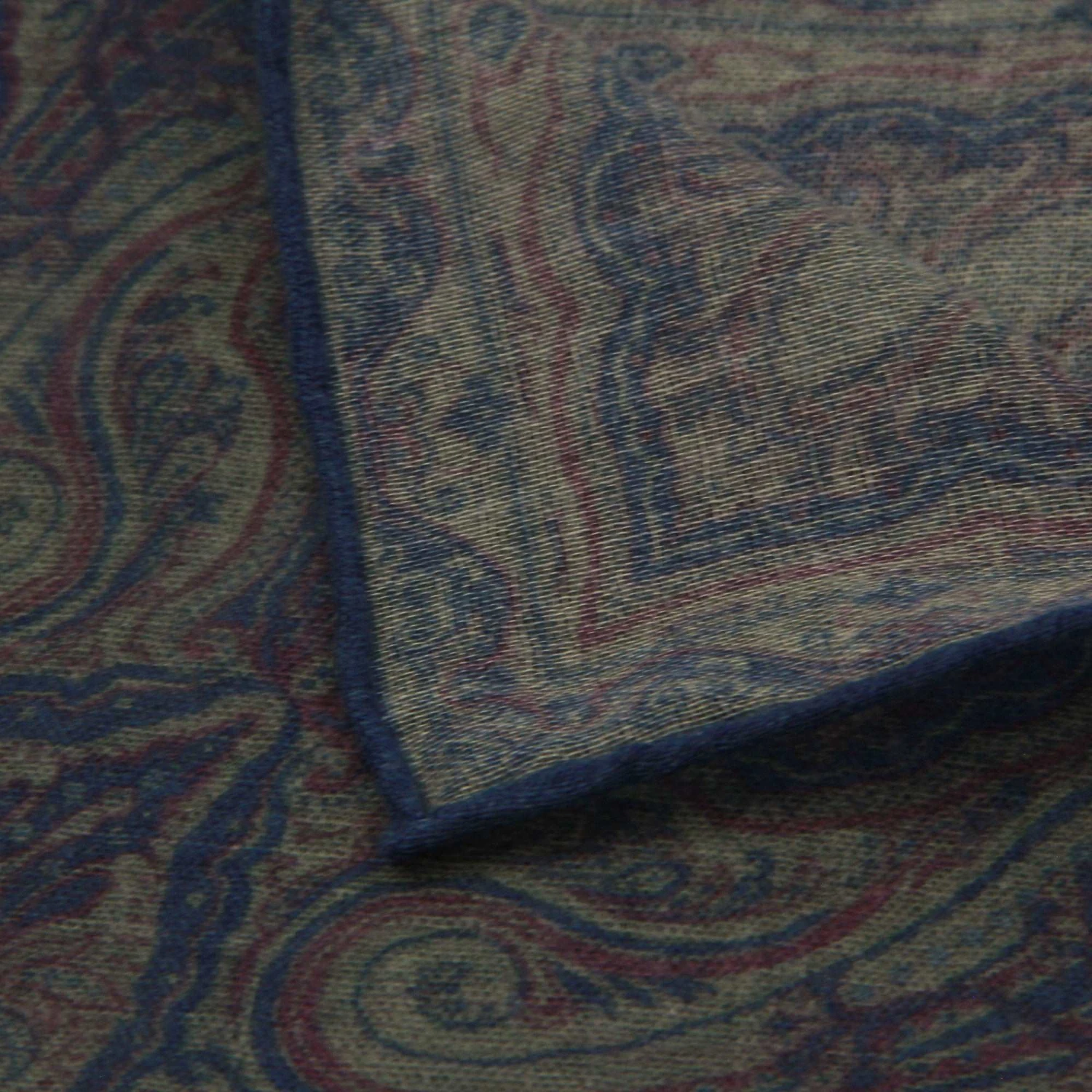 Blue & Purple Paisley Wool-Silk Hankie - Paolo Albizzati 4 Blue & Purple Paisley Wool-Silk Hankie - Paolo Albizzati - Image 2