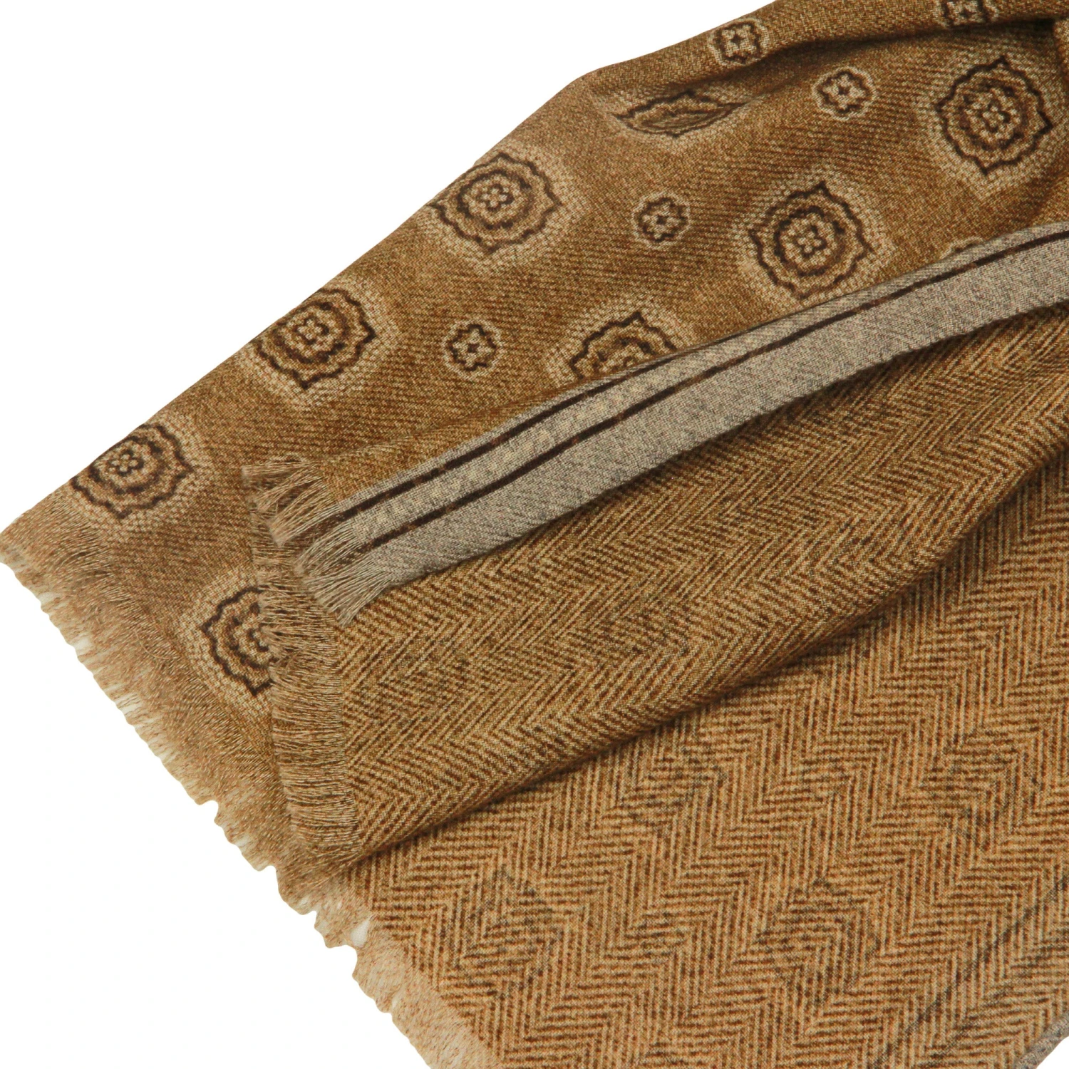 Café Medallion/Herringbone Reversible Wool Scarf - Paolo Albizzati 4 Café Medallion/Herringbone Reversible Wool Scarf - Paolo Albizzati - Image 2