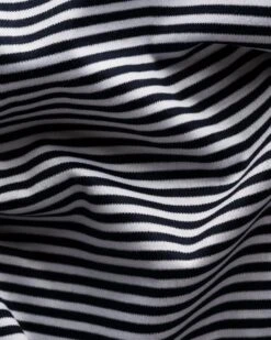 Navy Blue Striped Filo Di Scozia Crewneck T-Shirt - ETON 7 Navy Blue Striped Filo Di Scozia Crewneck T-Shirt - ETON -ETON Store dark blue knit neckrib t shirt 2023 12 13T15204986Z